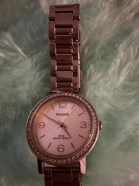 Pulsar Silver and White Crystal-Bezel Stainless Watch 50m